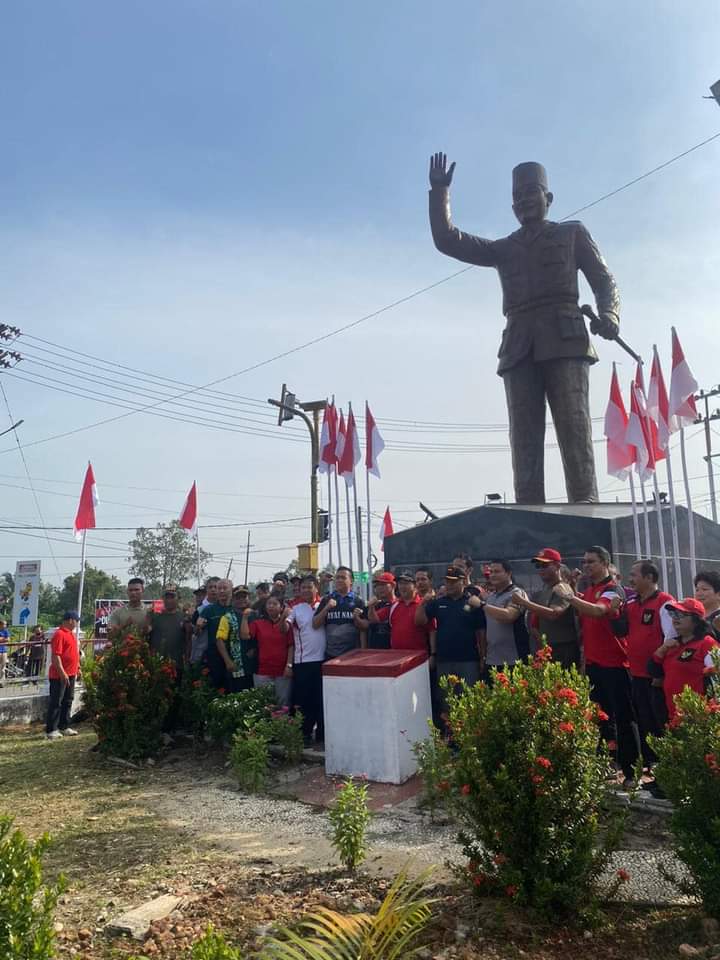 Wakil Ketua DPRD Landak Mengikuti Kegiatan Gerakan Pembagian 10 Juta ...